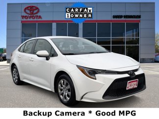 Used 2022 Toyota Corolla LE image 1