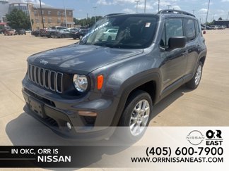 Used 2022 Jeep Renegade Latitude image 1