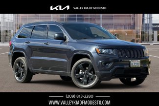 Used 2015 Jeep Grand Cherokee Altitude image 1