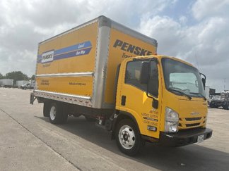 Used 2021 Isuzu NPR image 1
