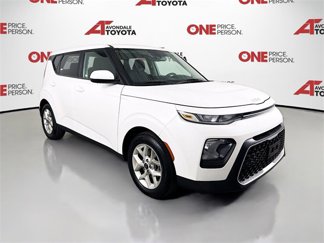 Used 2022 Kia Soul LX w/ Technology Package image 1