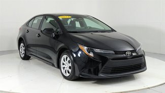 Used 2023 Toyota Corolla LE image 1