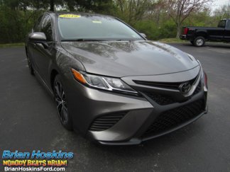 Used 2019 Toyota Camry LE image 1