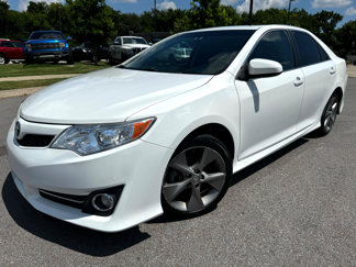 Used 2012 Toyota Camry XLE image 1