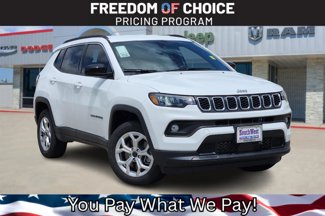 New 2025 Jeep Compass Latitude image 1