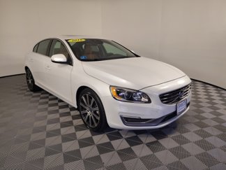 Used 2018 Volvo S60 T5 Inscription Platinum image 1