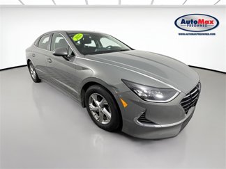 Used 2022 Hyundai Sonata SE image 1