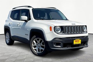 Used 2016 Jeep Renegade Latitude image 1