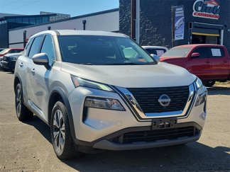 Used 2023 Nissan Rogue SV image 1