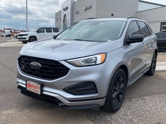 Used 2022 Ford Edge SE w/ Black Appearance Package image 1