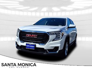 Used 2022 GMC Terrain SLE image 1