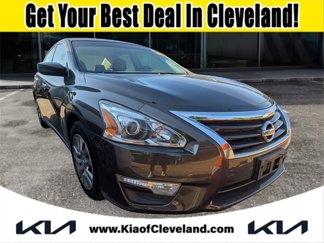 Used 2013 Nissan Altima 2.5 S image 1