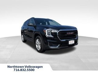 Used 2022 GMC Terrain SLE w/ Driver Convenience Package image 1