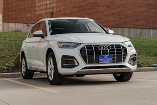 Used 2022 Audi Q5 2.0T Premium w/ Convenience Package image 1