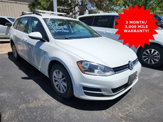 Used 2016 Volkswagen Golf S image 1