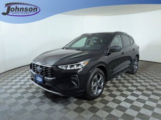 Used 2023 Ford Escape ST-Line image 1