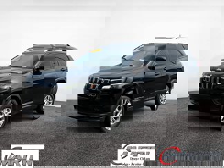 Used 2020 Jeep Cherokee Latitude image 1