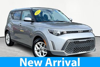 Used 2023 Kia Soul LX w/ LX Technology Package image 1