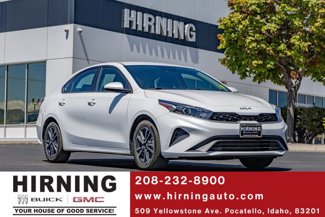 Used 2023 Kia Forte LXS image 1