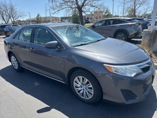 Used 2013 Toyota Camry LE image 1
