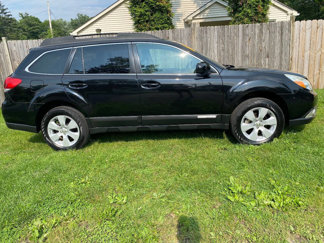 Used 2010 Subaru Outback 2.5i Premium image 1