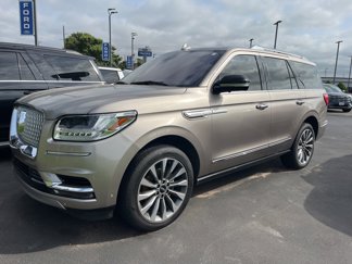 Used 2018 Lincoln Navigator Select w/ Technology Package image 1