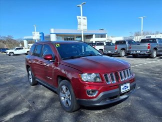 Used 2017 Jeep Compass High Altitude image 1