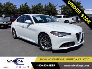 Used 2019 Alfa Romeo Giulia image 1