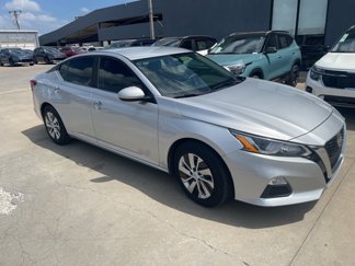 Used 2019 Nissan Altima 2.5 S image 1