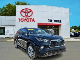 Certified 2022 Toyota Highlander Limited image 1