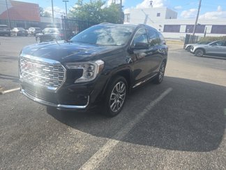 Used 2022 GMC Terrain Denali w/ Denali Premium Package image 1