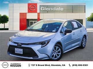 Used 2021 Toyota Corolla LE image 1