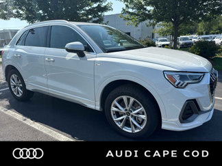 Used 2024 Audi Q3 2.0T Premium w/ Convenience Package image 1