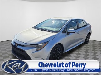 Used 2021 Toyota Corolla LE image 1