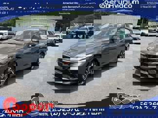 New 2025 Hyundai Elantra Sport image 1