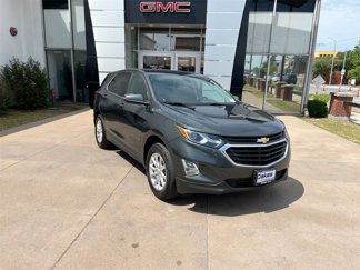 Used 2018 Chevrolet Equinox LT image 1