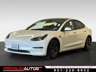 Used 2021 Tesla Model 3 Standard Range Plus image 1