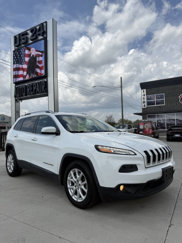 Used 2015 Jeep Cherokee Latitude image 1