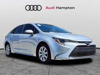 Used 2024 Toyota Corolla LE image 1