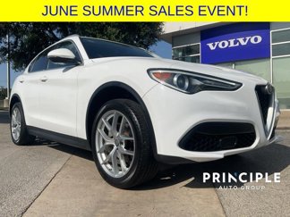 Used 2019 Alfa Romeo Stelvio image 1