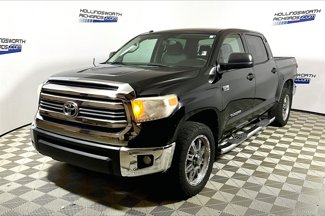 Used 2017 Toyota Tundra SR5 image 1