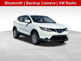 Used 2018 Nissan Rogue Sport S image 1