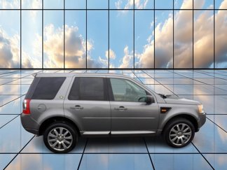 Used 2008 Land Rover LR2 HSE image 1