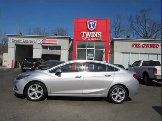 Used 2017 Chevrolet Cruze Premier image 1