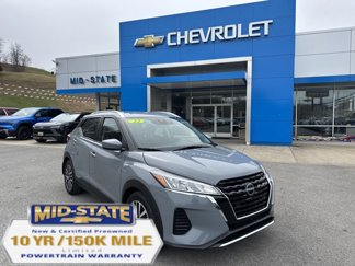 Used 2022 Nissan Kicks SV image 1