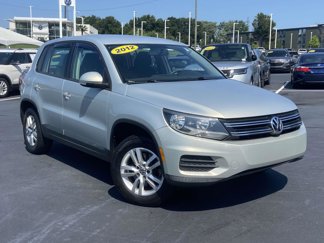 Used 2012 Volkswagen Tiguan S image 1