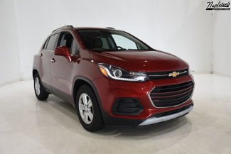 Used 2020 Chevrolet Trax LT w/ LT Convenience Package image 1