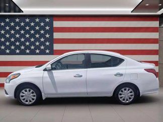 Used 2019 Nissan Versa SV image 1