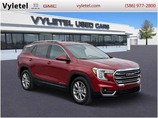 Certified 2022 GMC Terrain SLT image 1