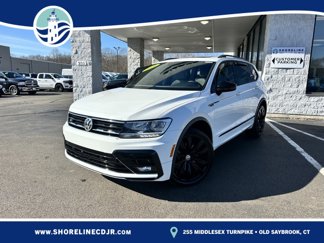 Used 2021 Volkswagen Tiguan SE image 1